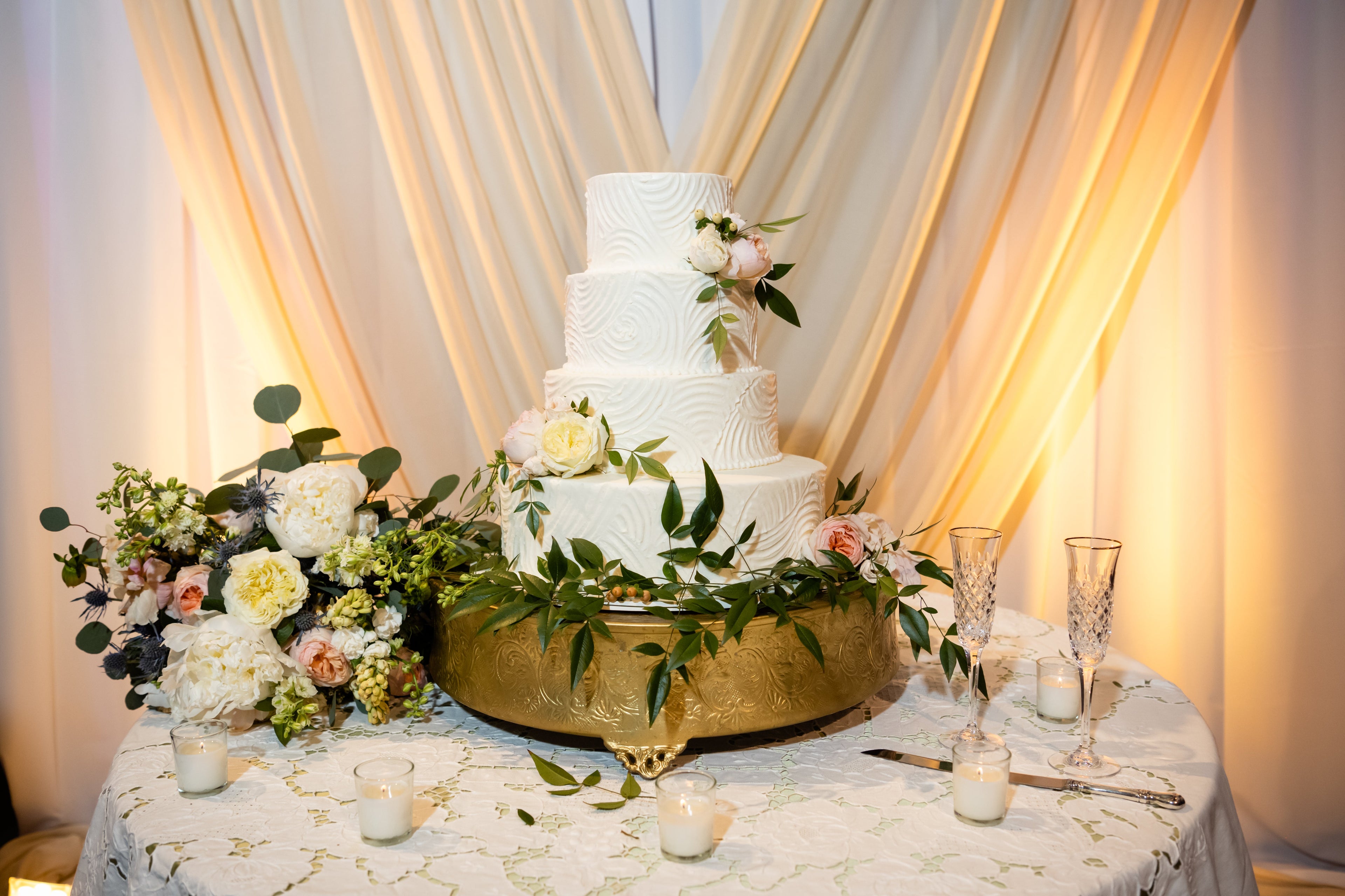 Why Custom Coffee Bags Make the Perfect Wedding Favor